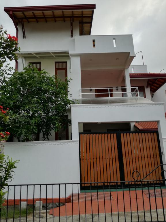 Bianco Terrace Hotel Negombo Exterior photo